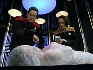 Star Trek : Voyager - Star Trek : Voyager - Saison 1 - Émanations - image n°2