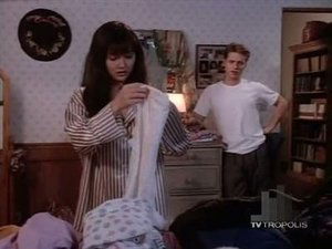 Beverly Hills, 90210 Season 2 Episode 25