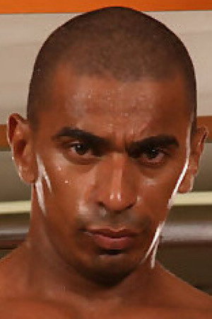 Renzo Araujo portrait