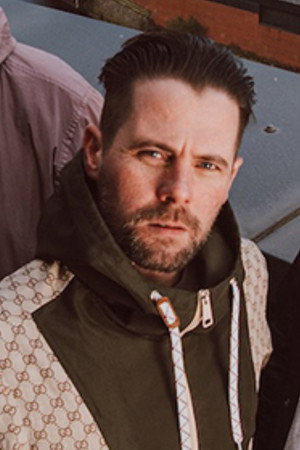 Lee Holland