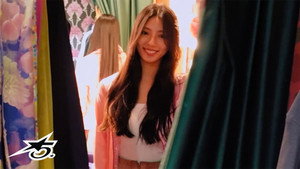 sayaka goes vintage shopping
