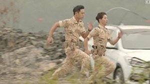 Descendants of the Sun ชีวิตเพื่อชาติ รักนี้เพื่อเธอ EP.10