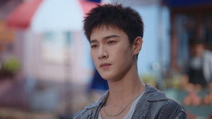 Dazzling: 1×7