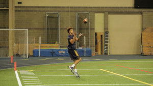 A Season With: 1×9 {year} Online En Netflix