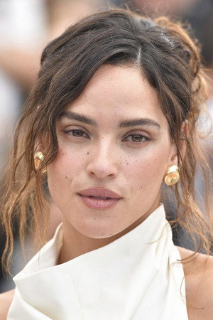 Adria Arjona