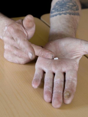 Smoke That Burns -  The Crack epidemic in Switzerland