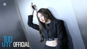 TWICE “READY TO BE” Jacket Shooting Behind the Scenes