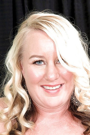 Jenna Bouche portrait