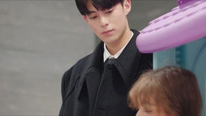 Never Give Up Season 1 Episode 32