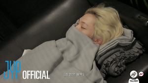 Ep.03 SINGAPORE & AMAs still