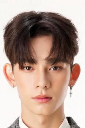 Justin Angus Moir photo