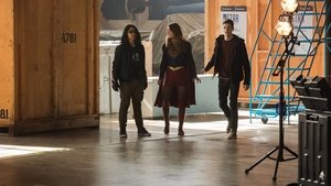 The Flash: Season 3 Episode 8 – Invasion! (II)