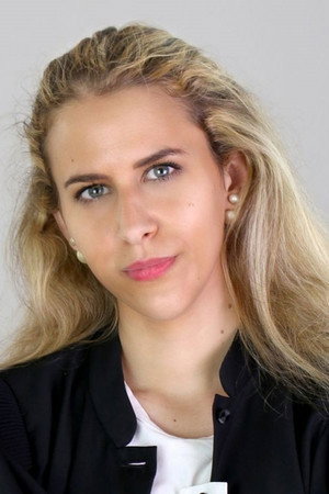 Sarah Saldmann portrait