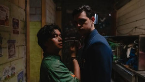 Siti Vampire still 12