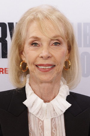 Elaine Joyce portrait