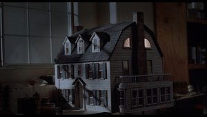 Amityville : La Maison des poupées film complet