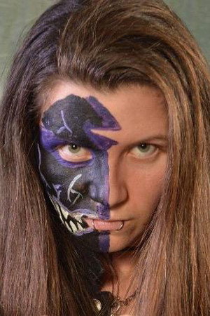 Hayley Shadows portrait