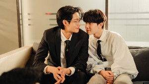 Battle of the Writers Love is Blind