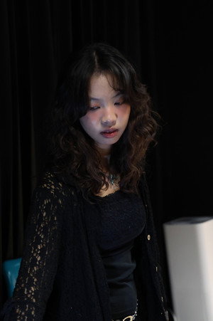 Onanya Singsong