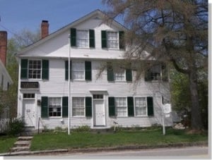 Image New Hampshire Gothic