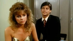 Knots Landing: 4×8