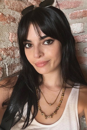 Esengül Aypek portrait