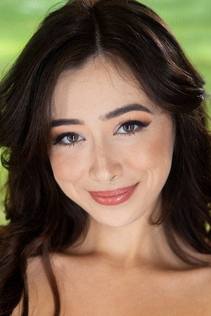 Chloe Surreal portrait