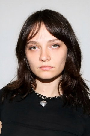 Clementine Creevy portrait