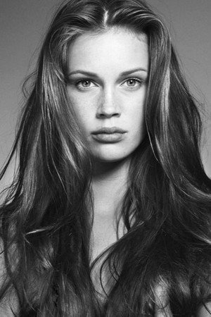 Marine Vacth portrait