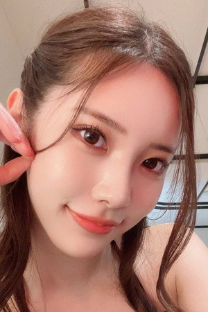 Asami Mizuhata portrait