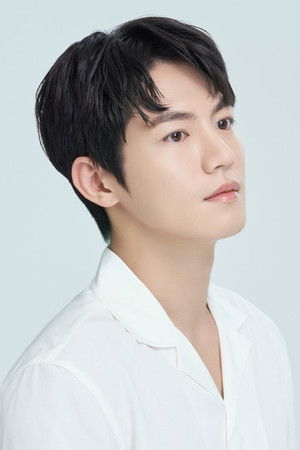 Yoo Hwan photo