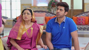 Kunti, Bahus Play Antakshari