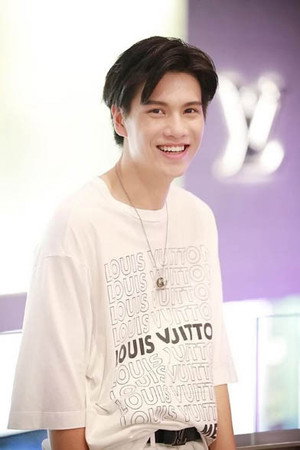 Natarit Worakornlertsith portrait