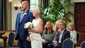 Mom: season8 x episode18 online