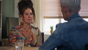 Mayka scammed; René loses his son’s dirt bike and his own savings - Episode 2