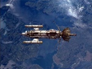 Star Trek: Voyager: Season 7 Episode 21