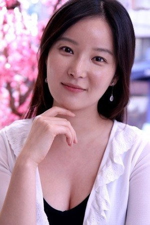 Yoo Ra-seong portrait