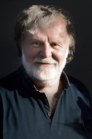 Leo Dickinson portrait