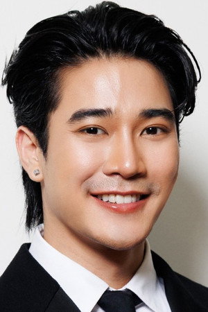 Yotsawat Tawapee portrait