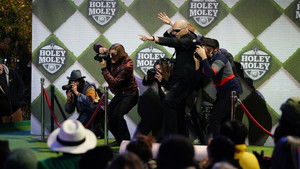 Holey Moley: 1×5 {year} Online En Netflix