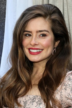 Rachel Shenton portrait