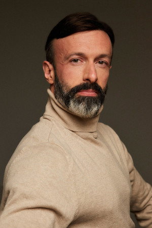 Alberto Hidalgo portrait