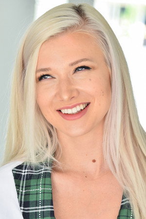 Emily Right portrait