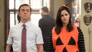 Brooklyn Nine-Nine: 7×11, episod online subtitrat