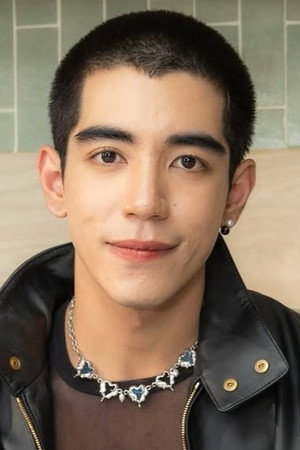 Monthapoom Sumonvarangkul portrait