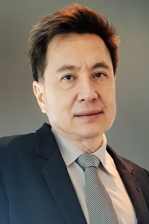 Sivakorn Virojanadul portrait