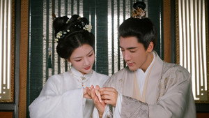 Lương Trần Mỹ Cẩm