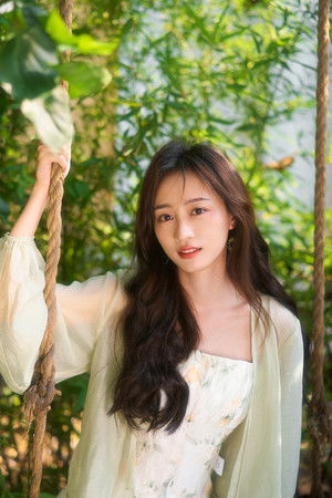 Huang Tingting photo