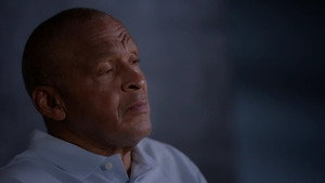 Field Generals: History of the Black Quarterback: 1×1
