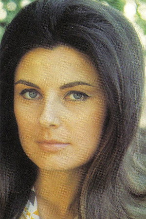 Madalena Iglésias portrait